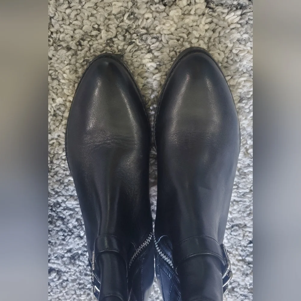 Donald J Pliner tall black leather boots sz 6.5‎